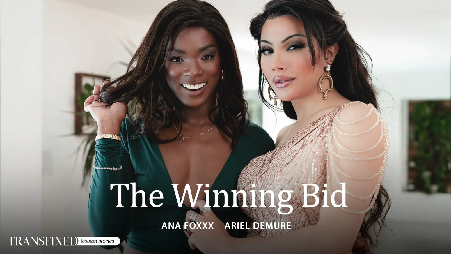 Ariel Demure surprises the beautiful Ana Foxxx